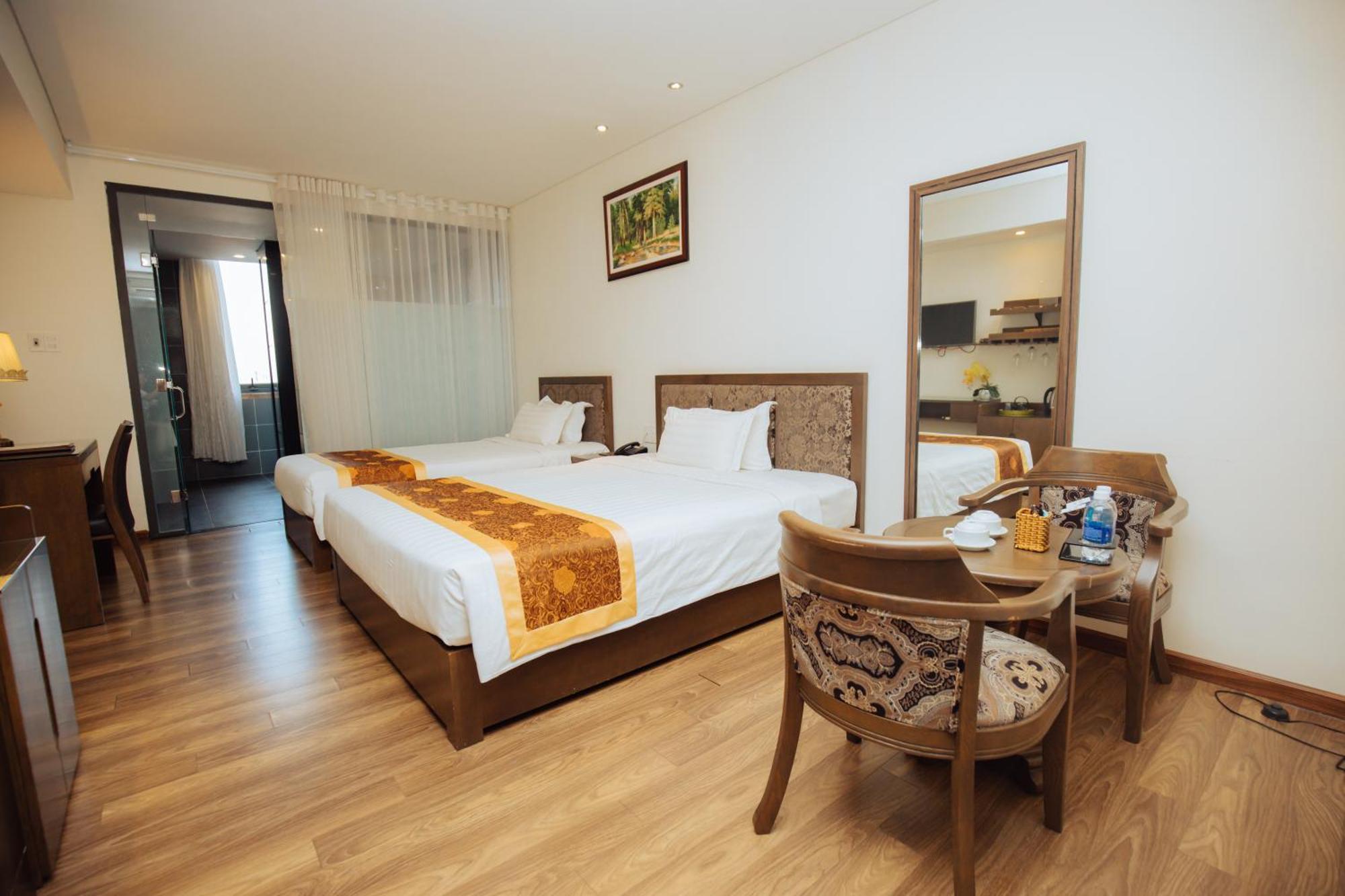 Danaciti Hotel Da Nang Bagian luar foto