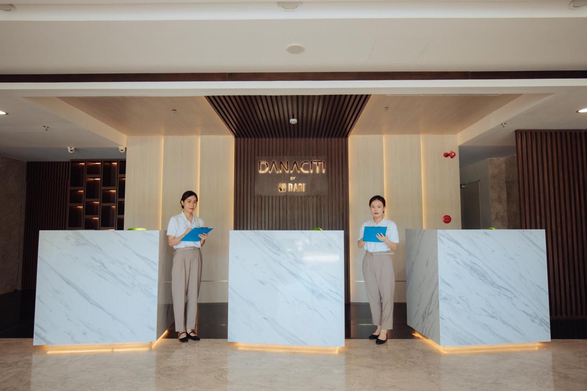 Danaciti Hotel Da Nang Bagian luar foto