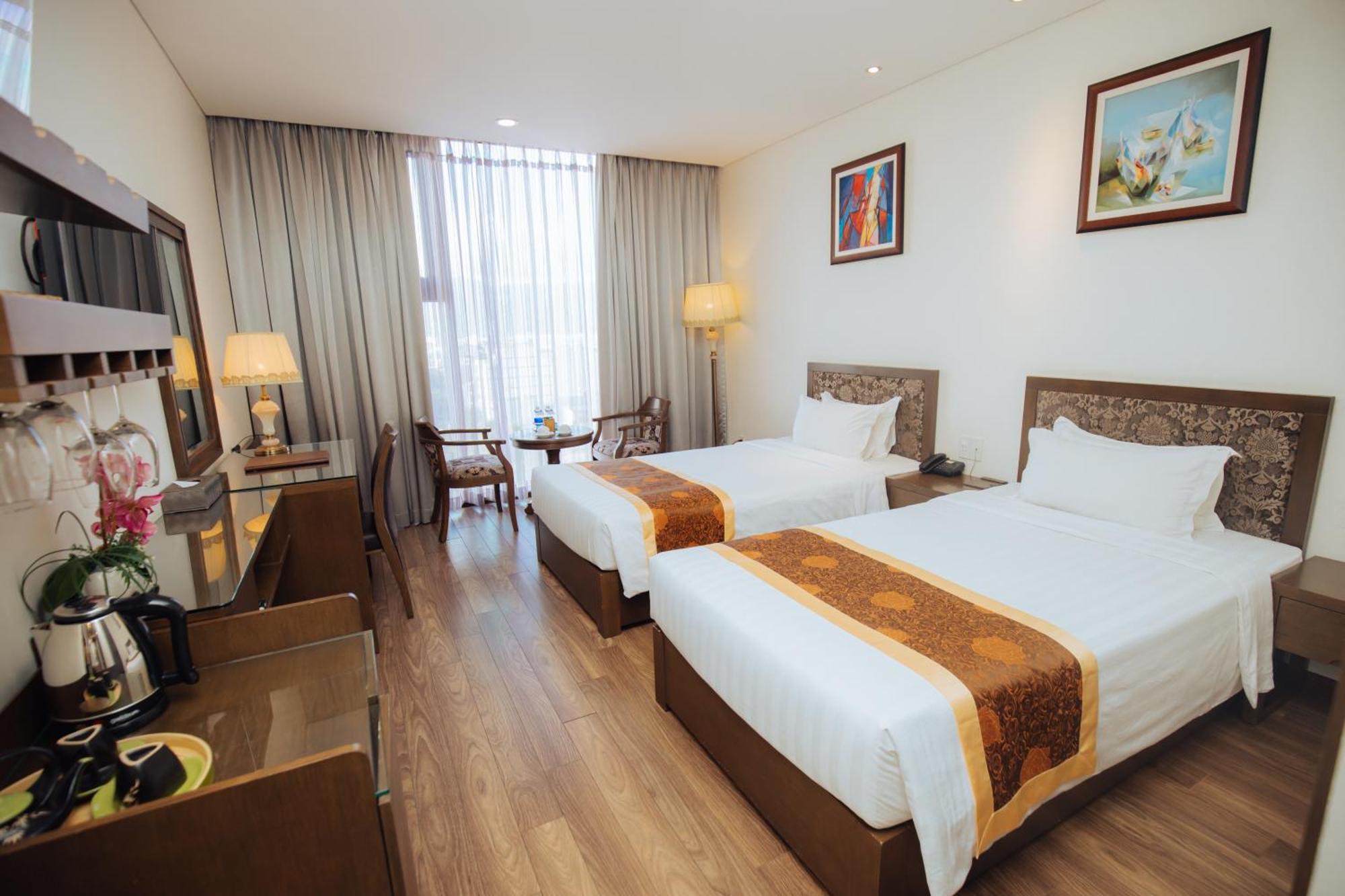 Danaciti Hotel Da Nang Bagian luar foto