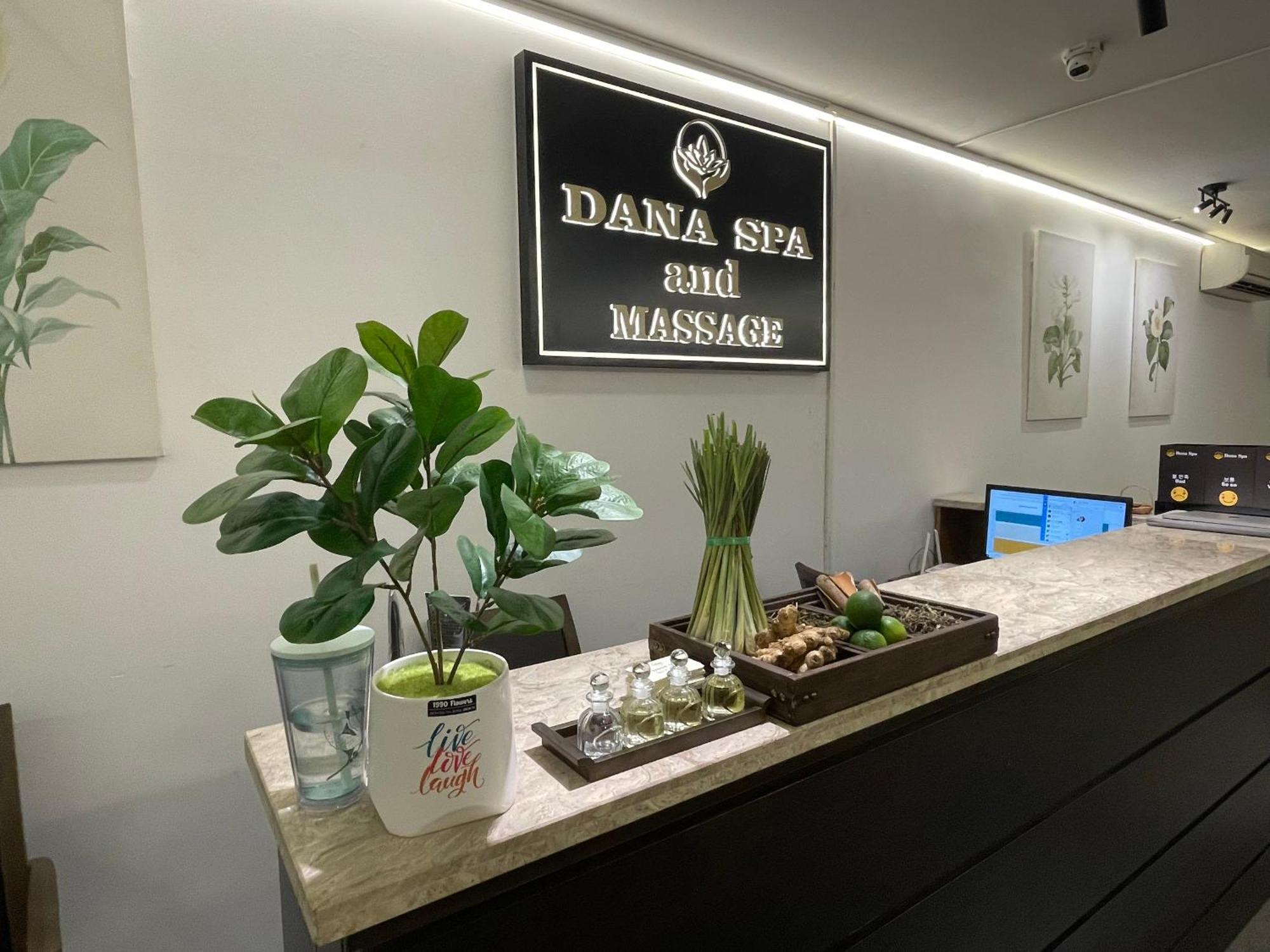 Danaciti Hotel Da Nang Bagian luar foto
