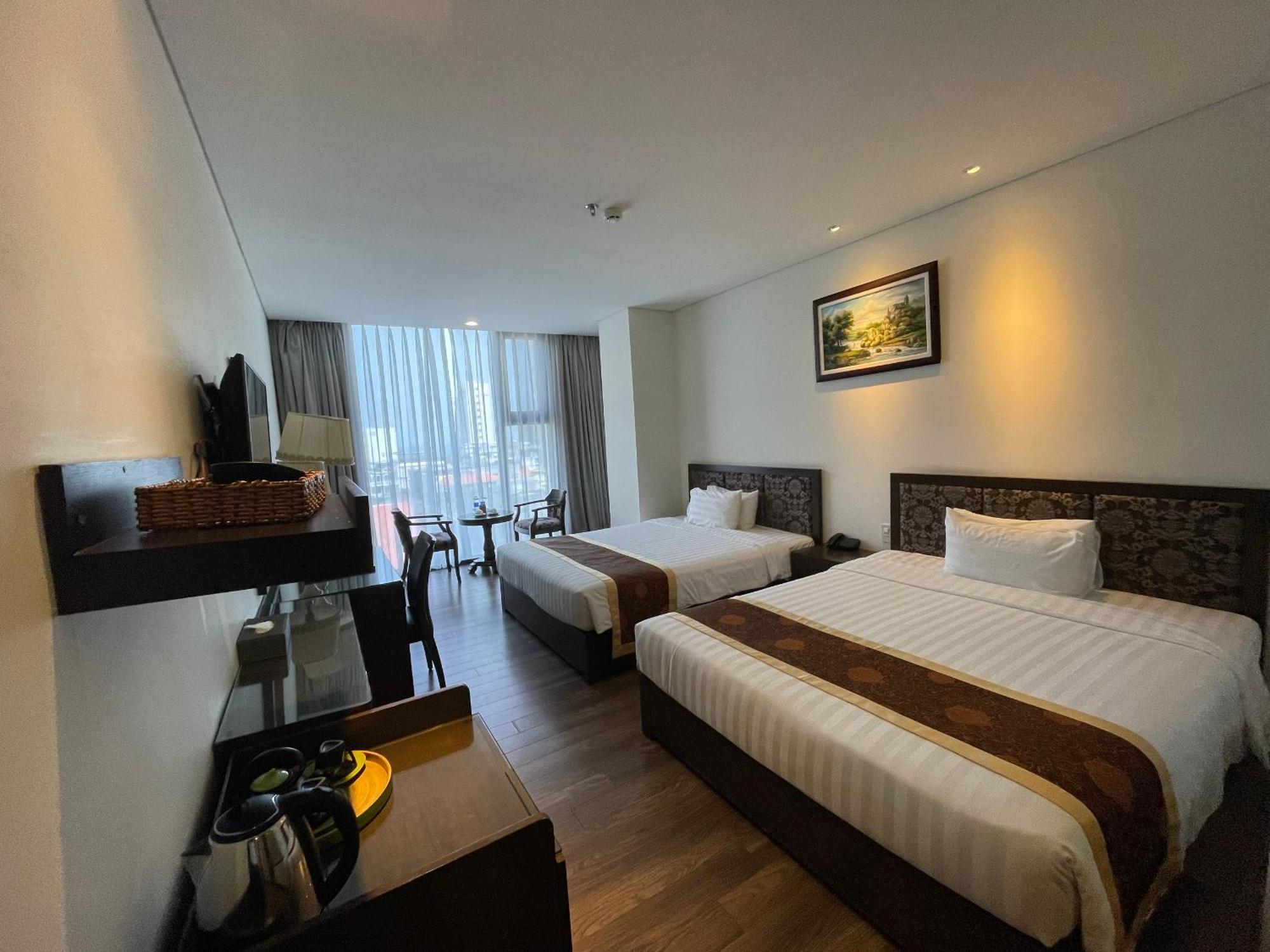 Danaciti Hotel Da Nang Bagian luar foto