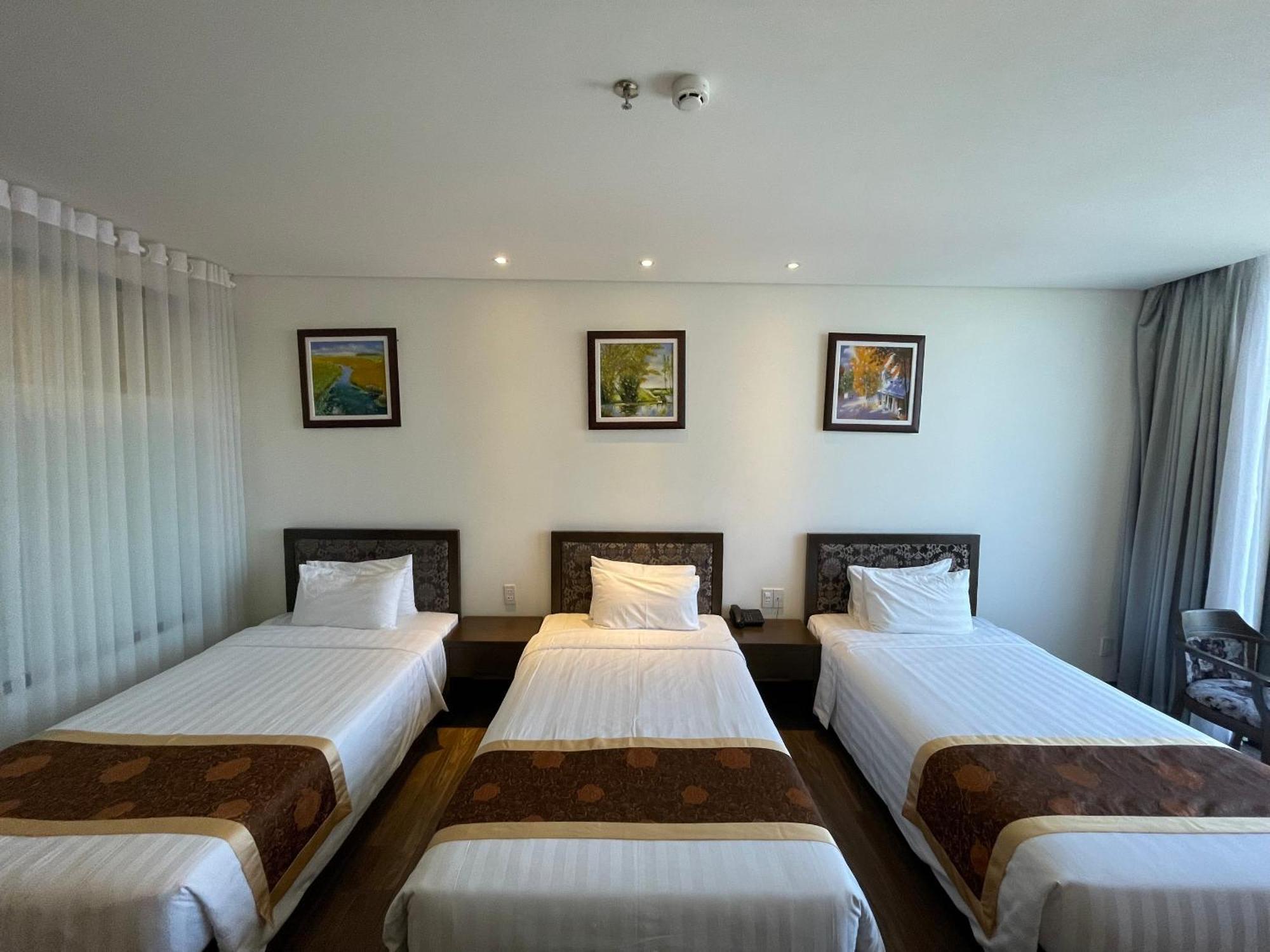 Danaciti Hotel Da Nang Bagian luar foto