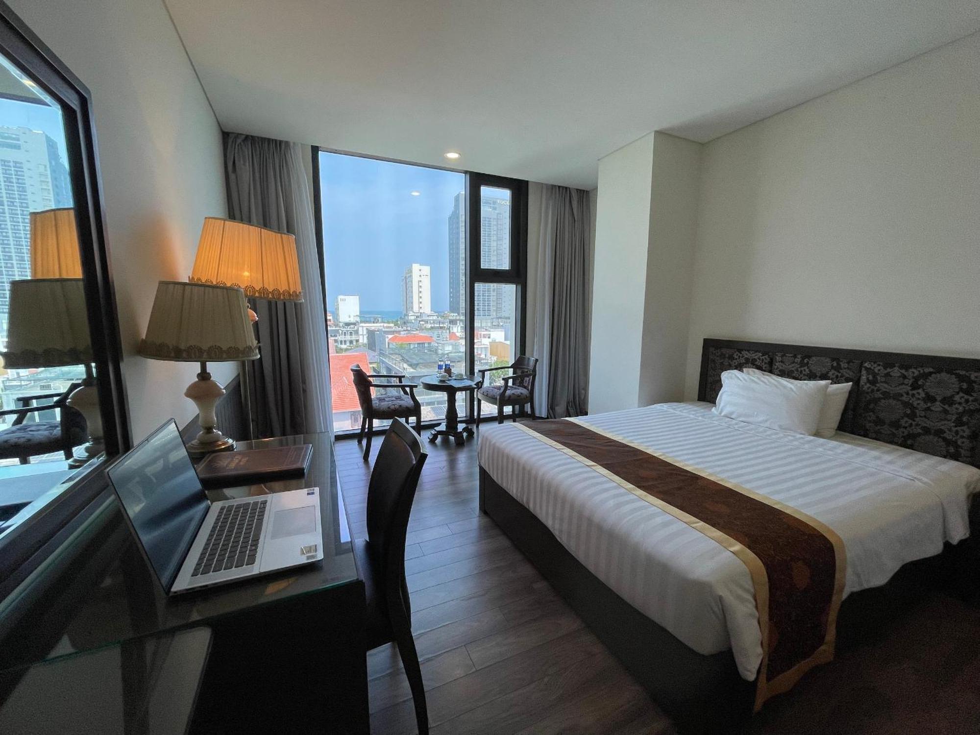 Danaciti Hotel Da Nang Bagian luar foto